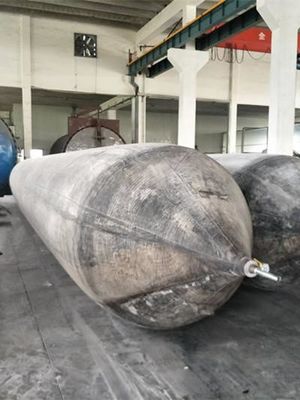 Çin Yedi Katmanlı Pnömatik Deniz Lastik Hava Yastığı Tedarikçi