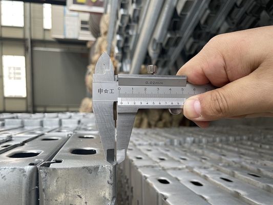 Galvanizli Çelik Iskalat Tahta Çember Korozyona Dirençli Özel Boyut Tedarikçi