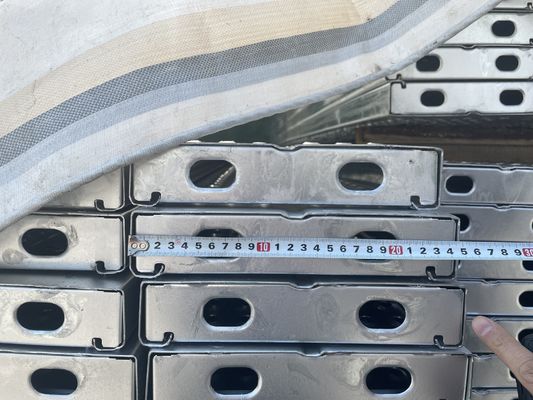 Anti Alkali İskele Çelik Decking Levha BS1139 İskele Kulesi Platform Panoları Tedarikçi