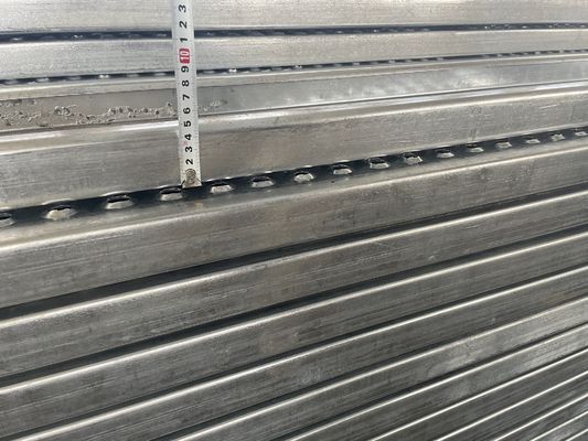 Anti Alkali İskele Çelik Decking Levha BS1139 İskele Kulesi Platform Panoları Tedarikçi
