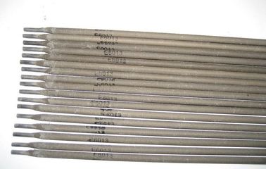 Düşük karbonlu hafif çelik kaynak çubukları AWS E6013 J421 Rutile Kum kaplı kaynak malzemesi Tedarikçi